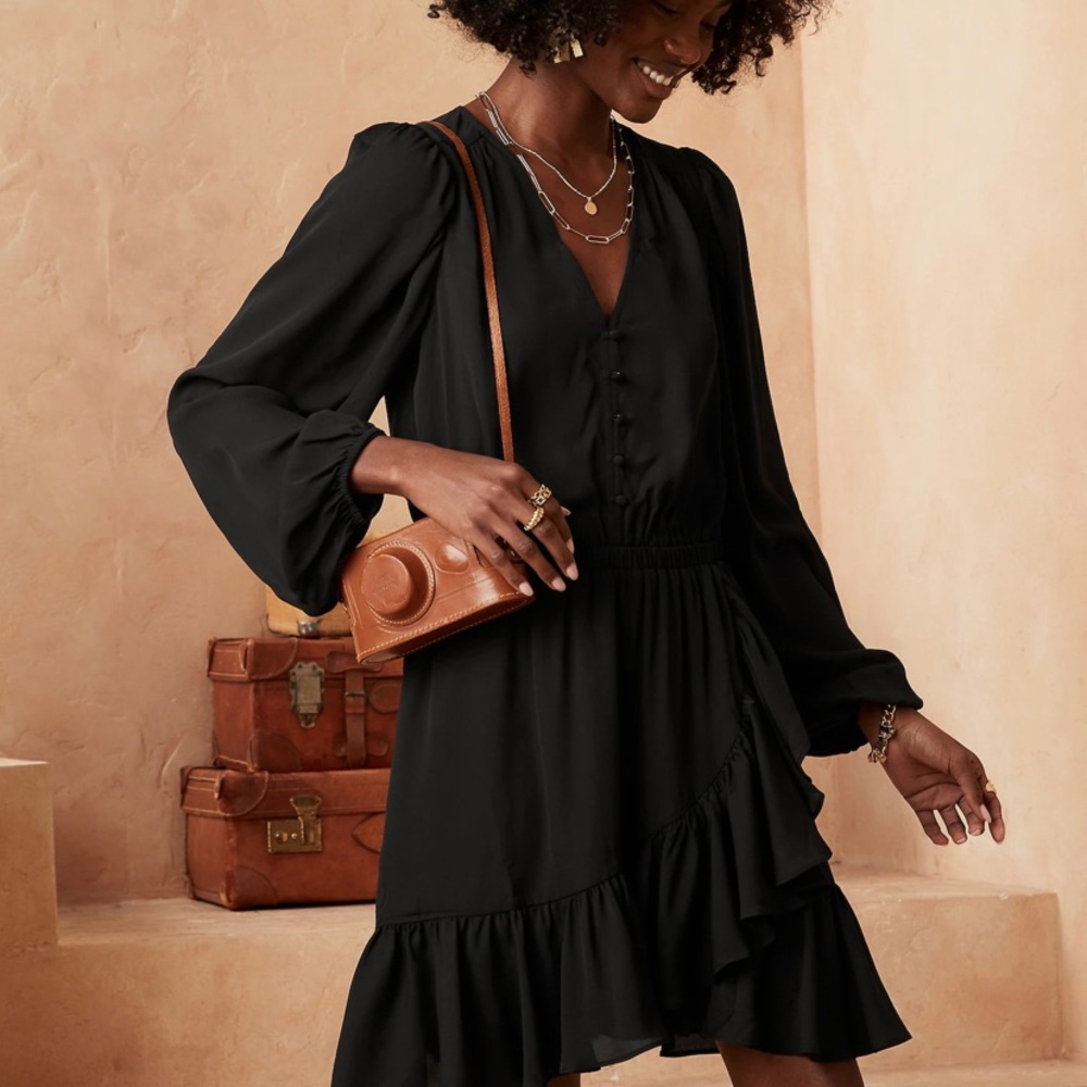 BNWT Black dress